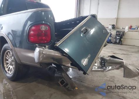 2002 Ford F-150 Lariat/Xlt z USA, uszkodzony, nr VIN 1FTRW07L12KB42273